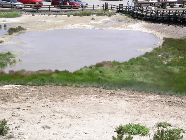 images/B- Hot Spring at Mud Volcano.jpg